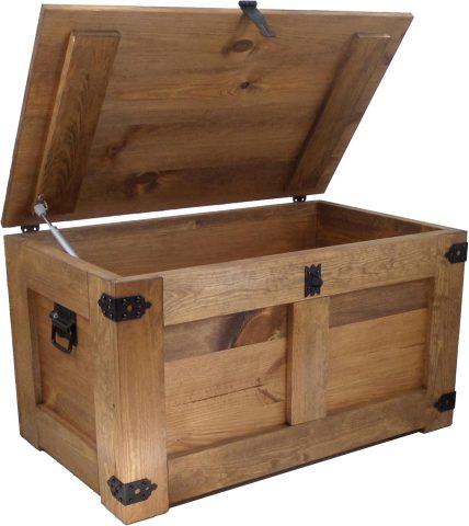 Masīvkoka lāde (77 x 49 x 45)