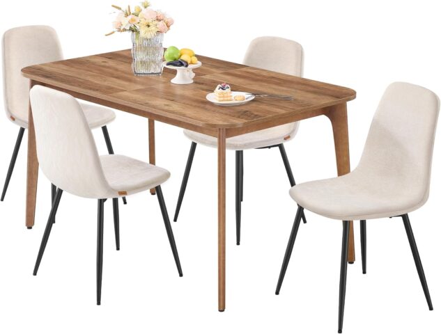 Mesa Familia – izvelkams ēdamgalds ar 4 krēsliem  Stilīgs ēdamistabas komplekts ar izvelkamu galdu un četriem ergonomiskiem krēsliem. Ideāls risinājums gan ikdienas maltītēm, gan viesu uzņemšanai. Pateicoties izvelkamajai galda virsmai, pie galda var ērti apsēsties no 4 līdz pat 8 cilvēkiem.